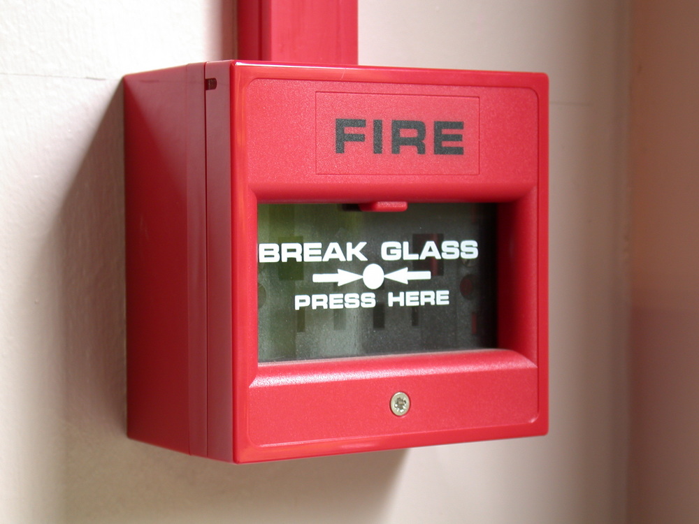 Image of a fire alarm system - Home Guard 4 Alarms